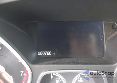 2015 Ford Focus St z USA, uszkodzony, nr VIN 1FADP3L93FL347814